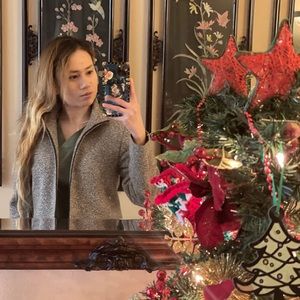 Meet your Posher, Amma